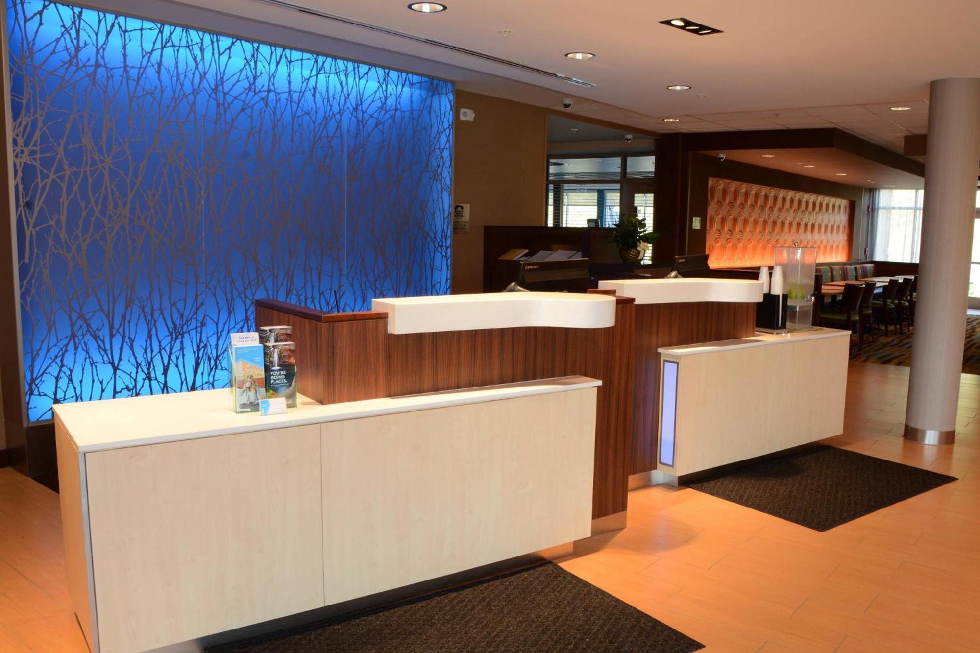 Fairfield & By Marriott Hotel 3*